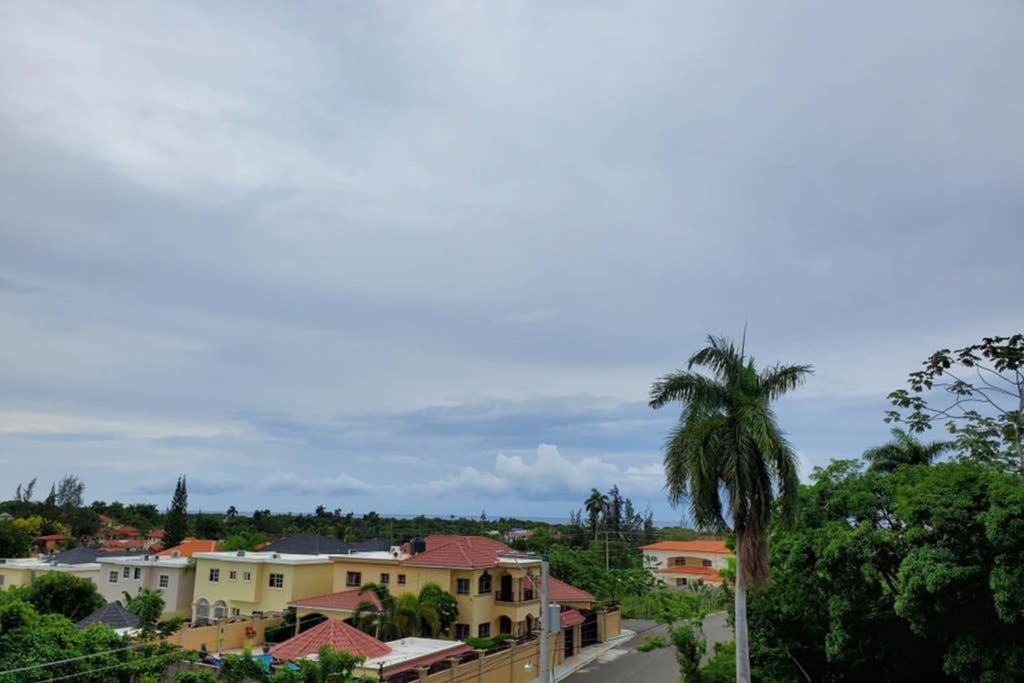 Hanly Roger'S Brand New Place Puerto Plata Екстериор снимка